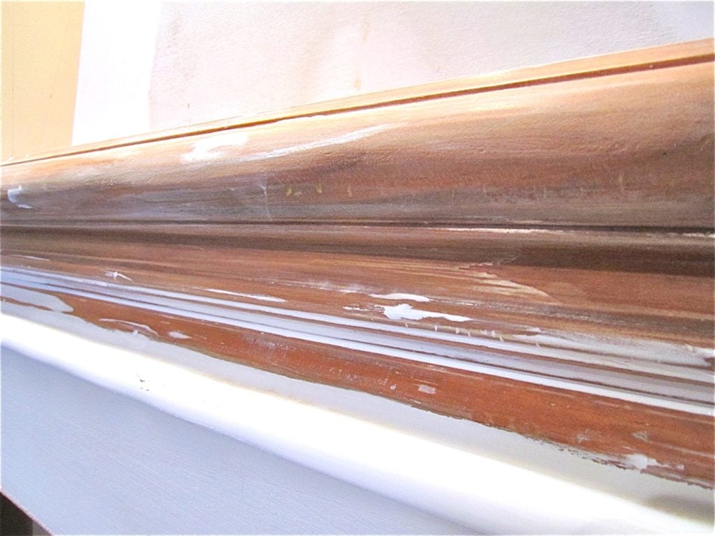 Close-up of the mantel and bullnose profile 