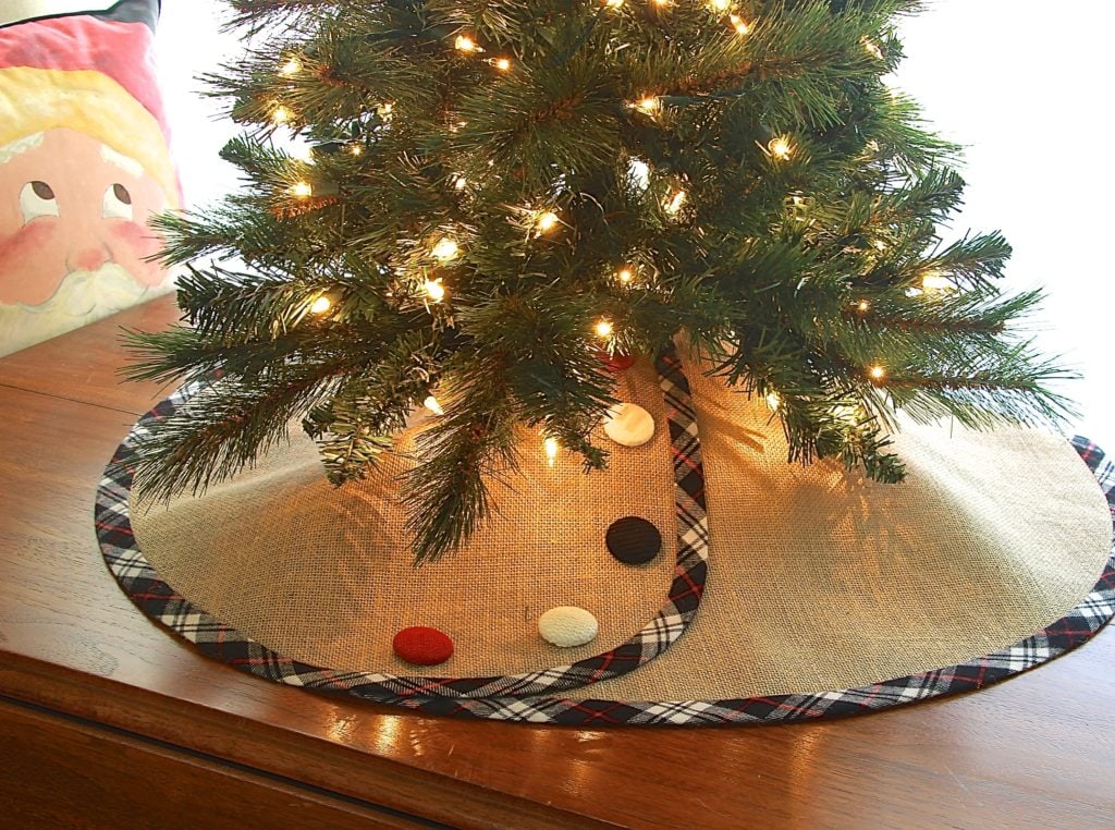 Burlap Pencil Christmas Tree Skirt Banded in Plaid with Solid Red, White & Black Buttons