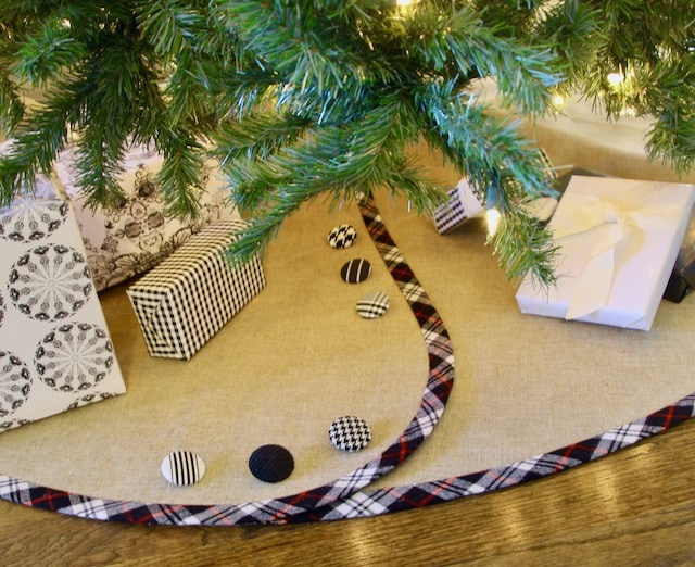 Linen Christmas Tree Skirt Banded in Plaid with Black & White Buttons