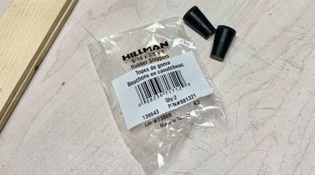 Package of two black rubber stoppers