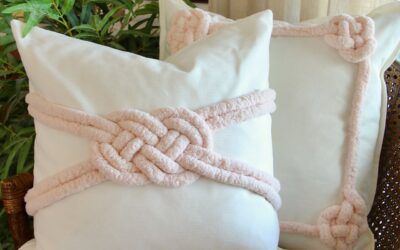 How to Make Cozy, Cute, Valentine Pillows