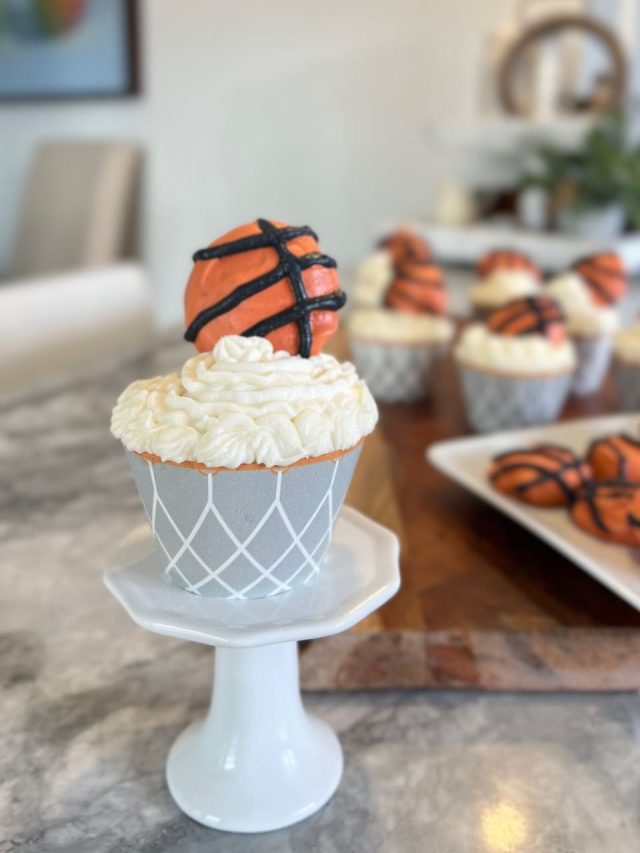 Easy Basketball Cupcakes and Cookies