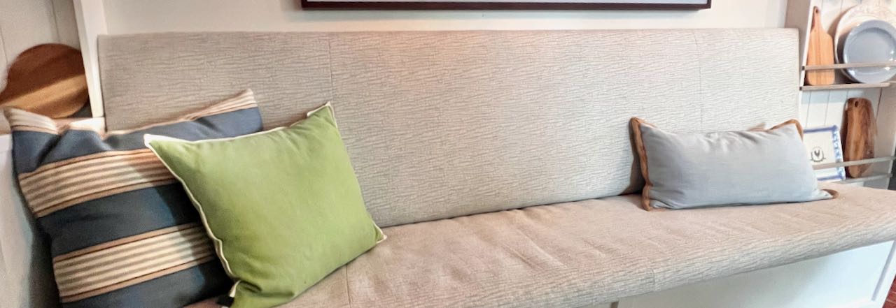 Sofa Backrests: Tufted Back vs Pillow Back vs Tight Back