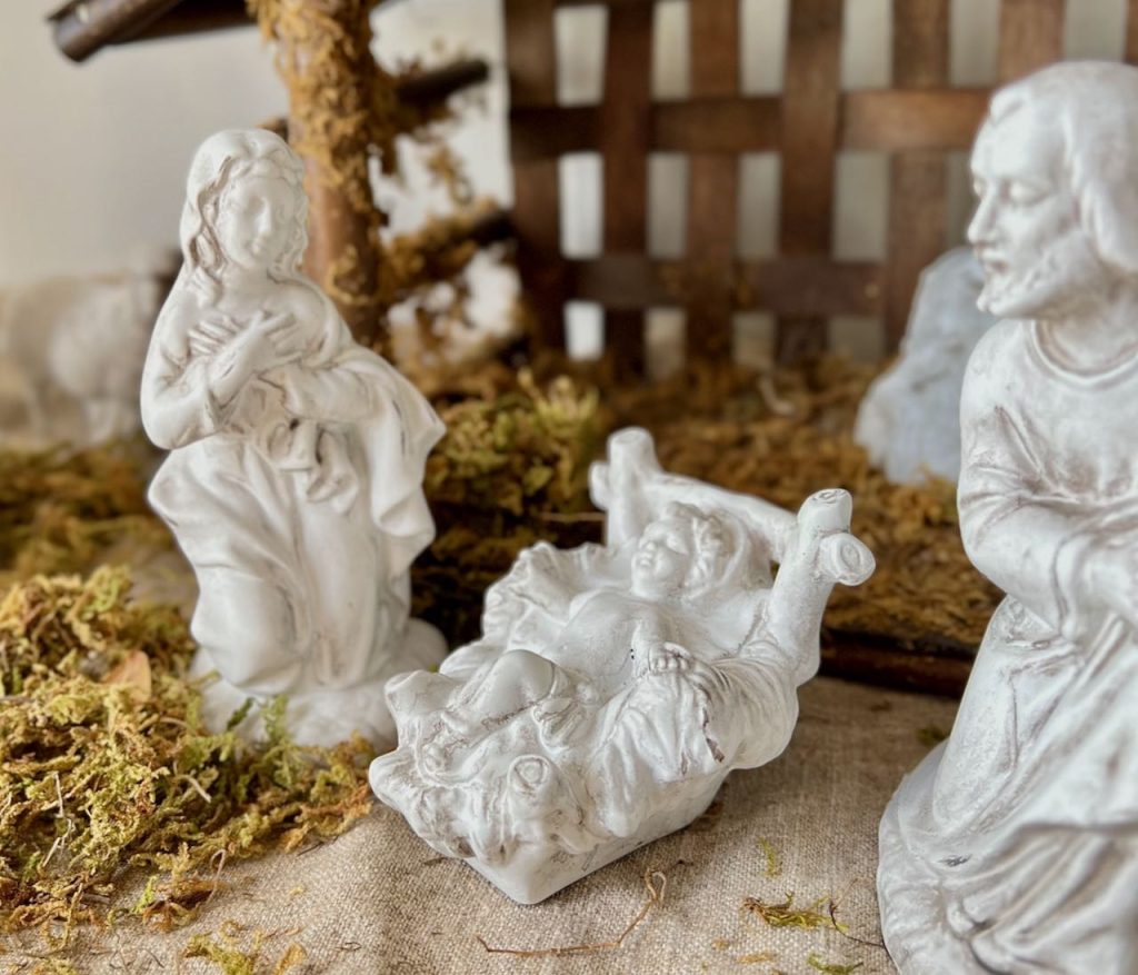 How to Makeover a Tacky Thrift Store Nativity Set - South House Designs